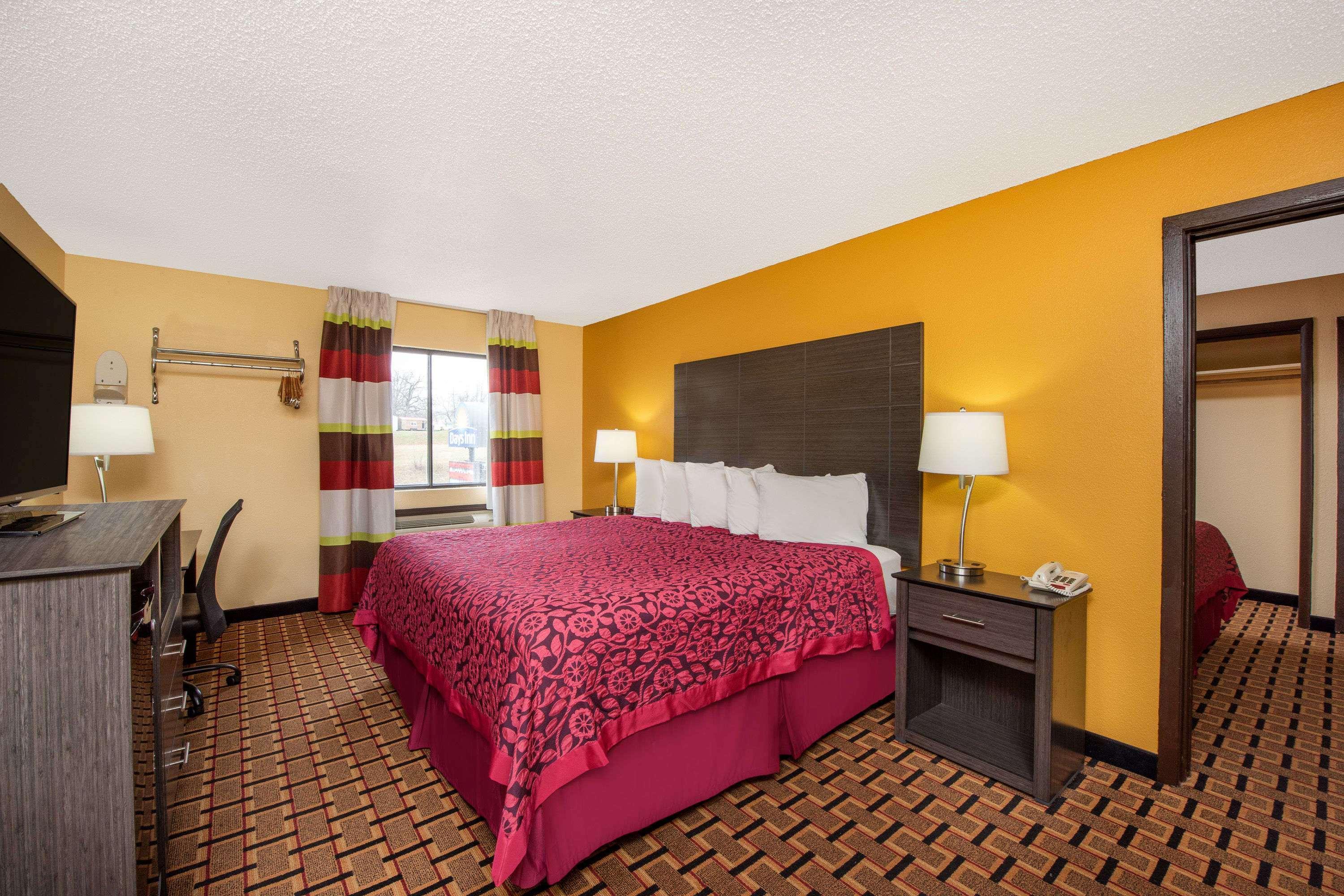 Days Inn By Wyndham Carthage Exterior foto